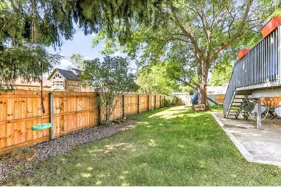 210  Kenneda St, Holmen, WI 54636 - Photo 44