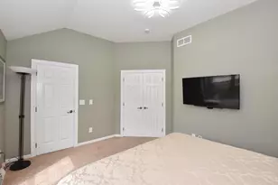 930 Dana Ln, Waukesha, WI 53189 - Photo 26