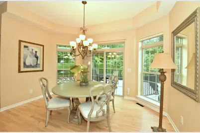 930  Dana Ln, Waukesha, WI 53189 - Photo 8