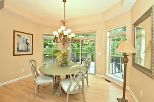 930 Dana Ln, Waukesha, WI 53189 - Photo 8