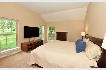 930  Dana Ln, Waukesha, WI 53189 - Photo 20