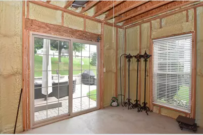 930  Dana Ln, Waukesha, WI 53189 - Photo 32