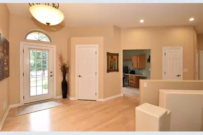 930  Dana Ln, Waukesha, WI 53189 - Photo 16