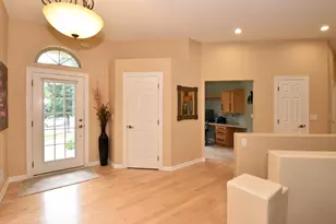 930 Dana Ln, Waukesha, WI 53189 - Photo 16