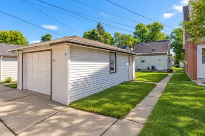 3775 S Rutland Ave, Saint Francis, WI 53235 - Photo 6