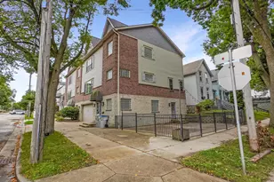 805 E Pearson St, Milwaukee, WI 53202 - Photo 34