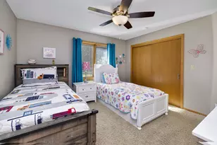 21135 Stratford Ct, Brookfield, WI 53045 - Photo 26
