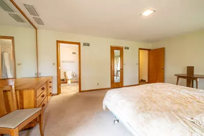 201  Gardner Ave, Burlington, WI 53105 - Photo 14