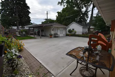 609  Blaine Ave, Racine, WI 53405 - Photo 22