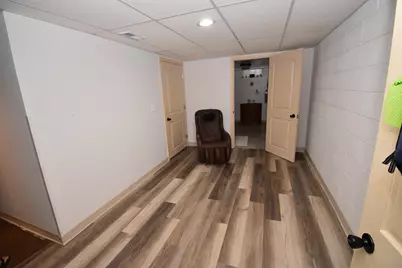 609  Blaine Ave, Racine, WI 53405 - Photo 16