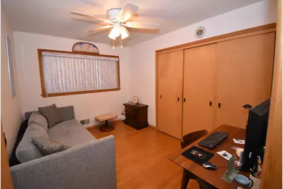 609  Blaine Ave, Racine, WI 53405 - Photo 6