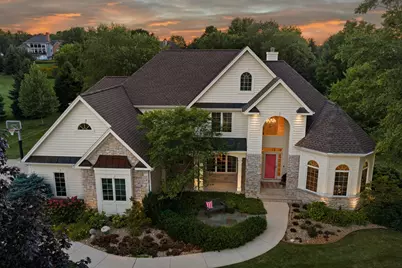 264  Steeple Point Cir, Delafield, WI 53018 - Photo 100