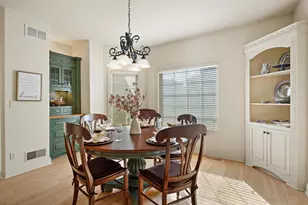 264 Steeple Point Circle, Delafield, WI 53018 - Photo 18