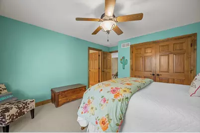 264  Steeple Point Cir, Delafield, WI 53018 - Photo 54