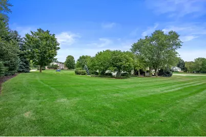 264  Steeple Point Cir, Delafield, WI 53018 - Photo 84