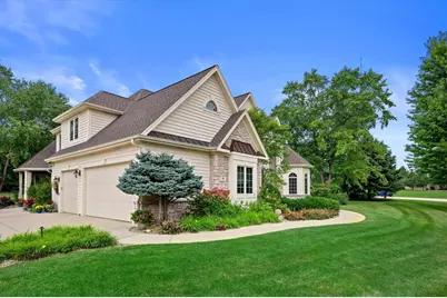 264  Steeple Point Cir, Delafield, WI 53018 - Photo 110