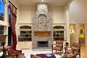 264 Steeple Point Circle, Delafield, WI 53018 - Photo 8