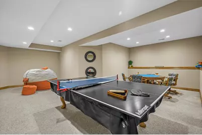 264  Steeple Point Cir, Delafield, WI 53018 - Photo 36