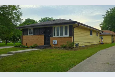 3801 W Vera Ave, Milwaukee, WI 53209 - Photo 2