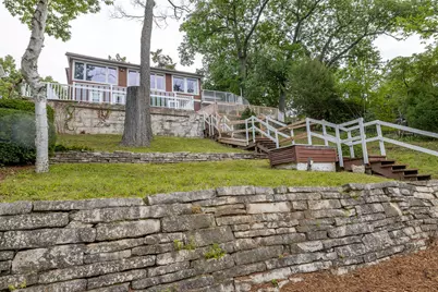 N52W34241  Gietzen Dr, Oconomowoc, WI 53069 - Photo 4