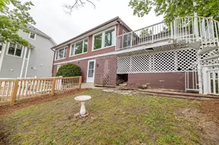 N52W34241 Gietzen Dr, Oconomowoc, WI 53069 - Photo 2