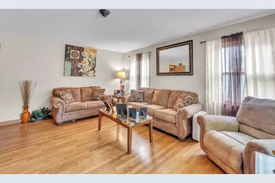 4960 N 73rd St, Milwaukee, WI 53218 - Photo 10