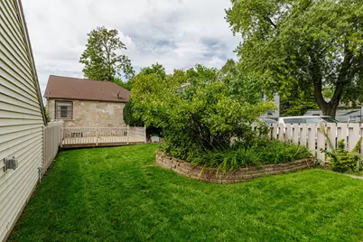 1972 S 90th St, West Allis, WI 53227 - Photo 30