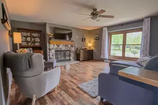 3655 S Sandalwood Dr, New Berlin, WI 53151 - Photo 14