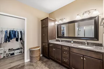 1784  New Port Vista Dr, Port Washington, WI 53024 - Photo 16