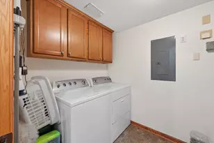 941 Autumn Ridge Ln, Hartford, WI 53027 - Photo 20