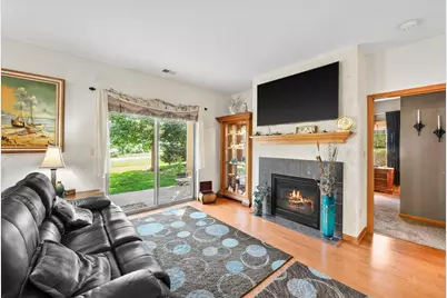 941  Autumn Ridge Ln #941, Hartford, WI 53027 - Photo 8