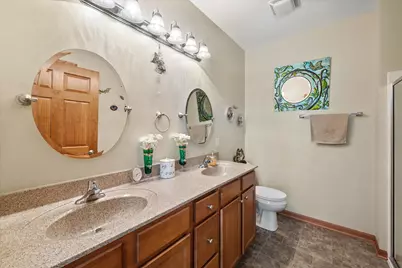 941  Autumn Ridge Ln #941, Hartford, WI 53027 - Photo 18