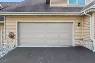 941 Autumn Ridge Ln, Hartford, WI 53027 - Photo 28