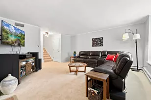 2440 W Good Hope Rd, Glendale, WI 53209 - Photo 8