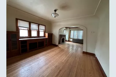 6221 W Thurston Ct #6221A/6221B, Milwaukee, WI 53218 - Photo 8