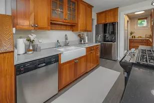 8000 Warren Ave, Wauwatosa, WI 53213 - Photo 20