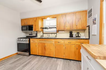 3045 N 84th St, Milwaukee, WI 53222 - Photo 6