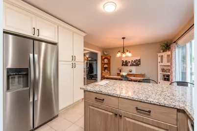 713  Eisenhower Ct, Twin Lakes, WI 53181 - Photo 10