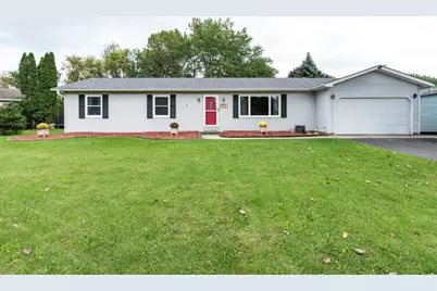 713  Eisenhower Ct, Twin Lakes, WI 53181 - Photo 1