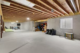 2200 Carlas Way, Racine, WI 53406 - Photo 30