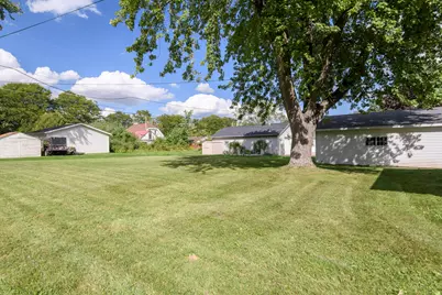 12744 W Fairmount Ave, Butler, WI 53007 - Photo 4