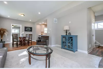 12744 W Fairmount Ave, Butler, WI 53007 - Photo 10