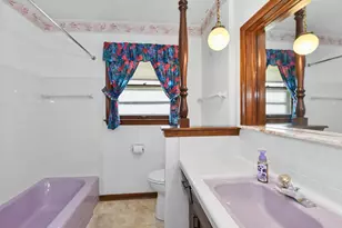 1138 S 120th St, West Allis, WI 53214 - Photo 18