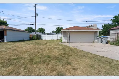 164 W Uncas Ave, Milwaukee, WI 53207 - Photo 24