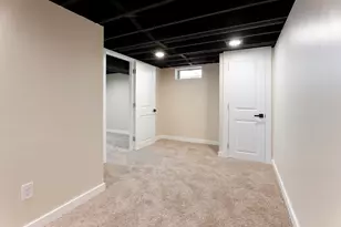 164 W Uncas Ave, Milwaukee, WI 53207 - Photo 28