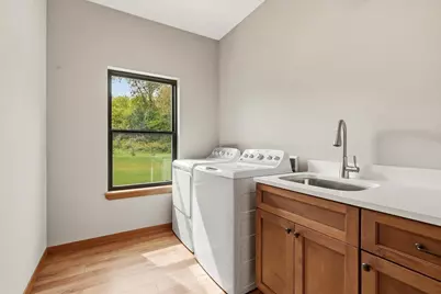 W290S6625  Holiday Rd, Mukwonago, WI 53189 - Photo 20