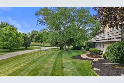 W290S2811  Carmarthen Dr, Genesee, WI 53188 - Photo 38