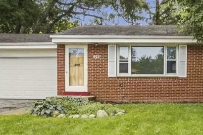 921 W Theresa Ln, Glendale, WI 53209 - Photo 1