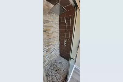 1201 S 75th St, West Allis, WI 53214 - Photo 14