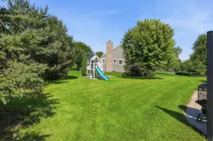 363 Sunshine Dr, Hartland, WI 53029 - Photo 36